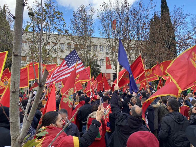 Ispred Skupštine Crne Gore održan je protest građana