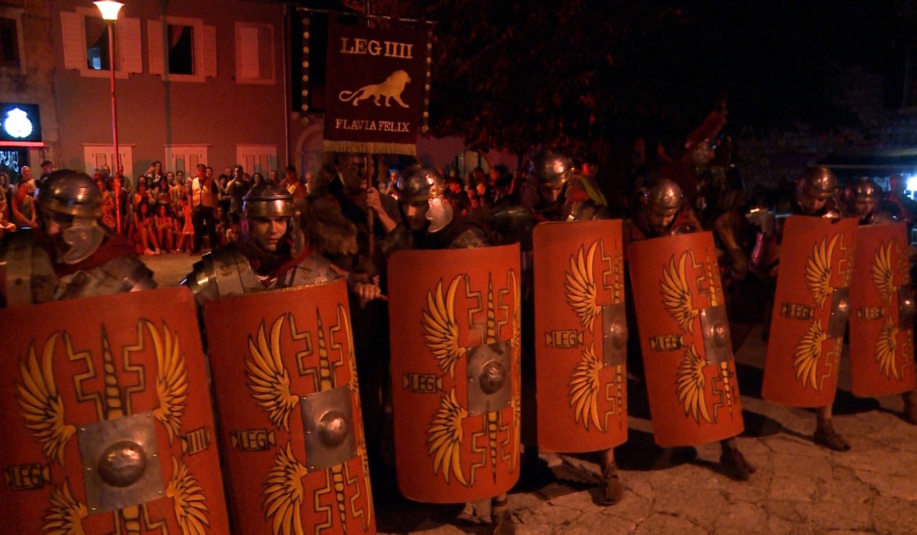 Povratak u doba antičkog Rima: Sve generacije uživale u bogatom programu “Rimske noći” u Risnu