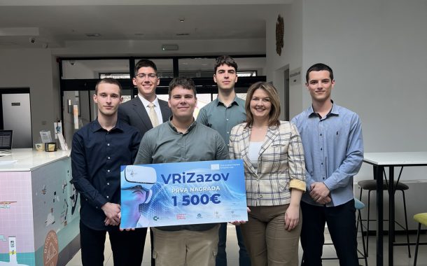 Prvo mjesto za učenike nikšićke Gimnazije na hakatonu „VR izazov“