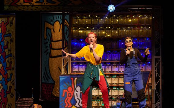 Predstava za djecu „Cvrčak i mrav“ u Nikšićkom pozorištu