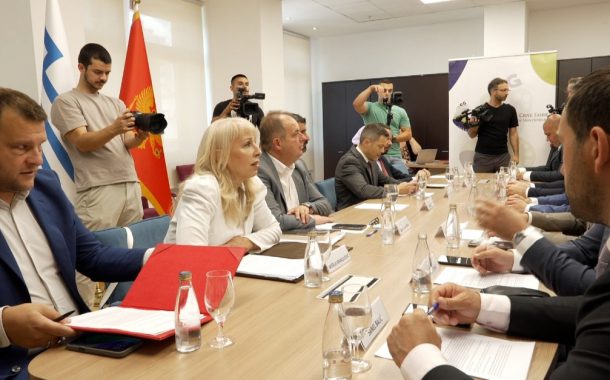 Šarec: Uključiti opštine u pripremu zakona
