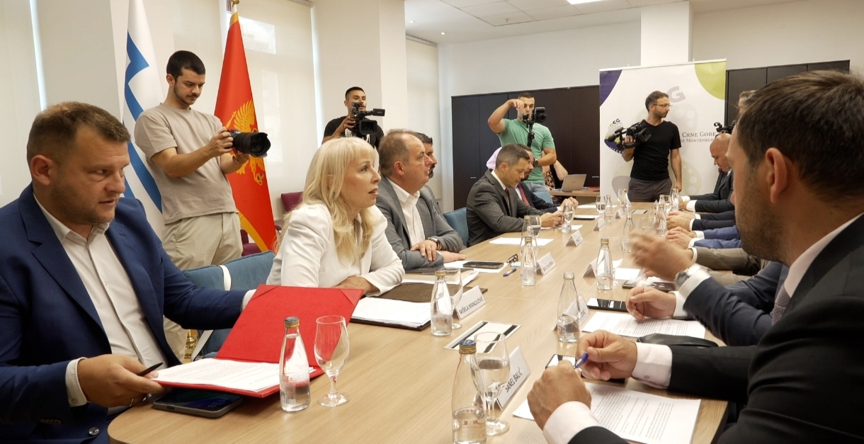 Šarec: Uključiti opštine u pripremu zakona